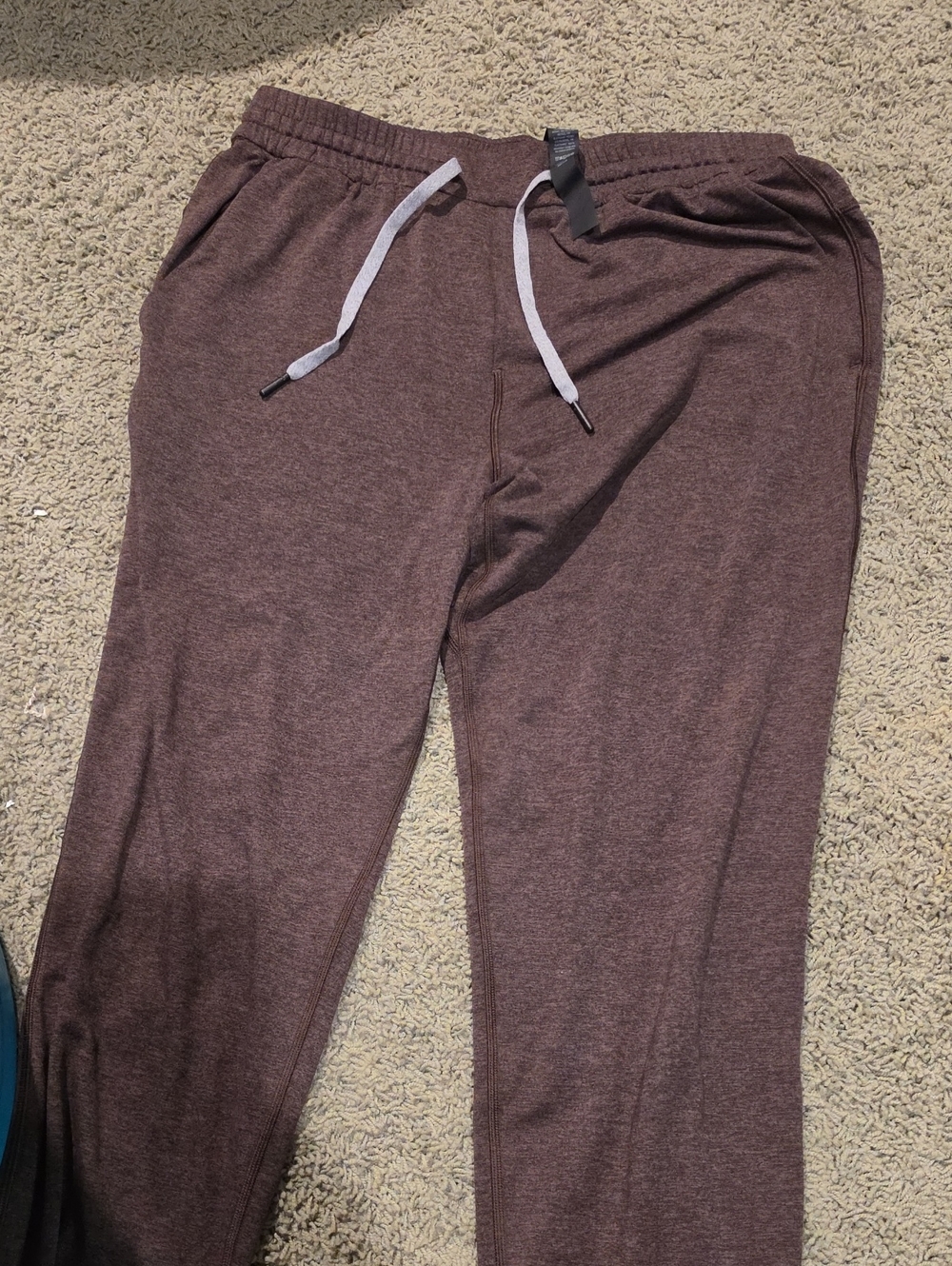 lululemon athletica Men's Maroon Drawstring Joggers